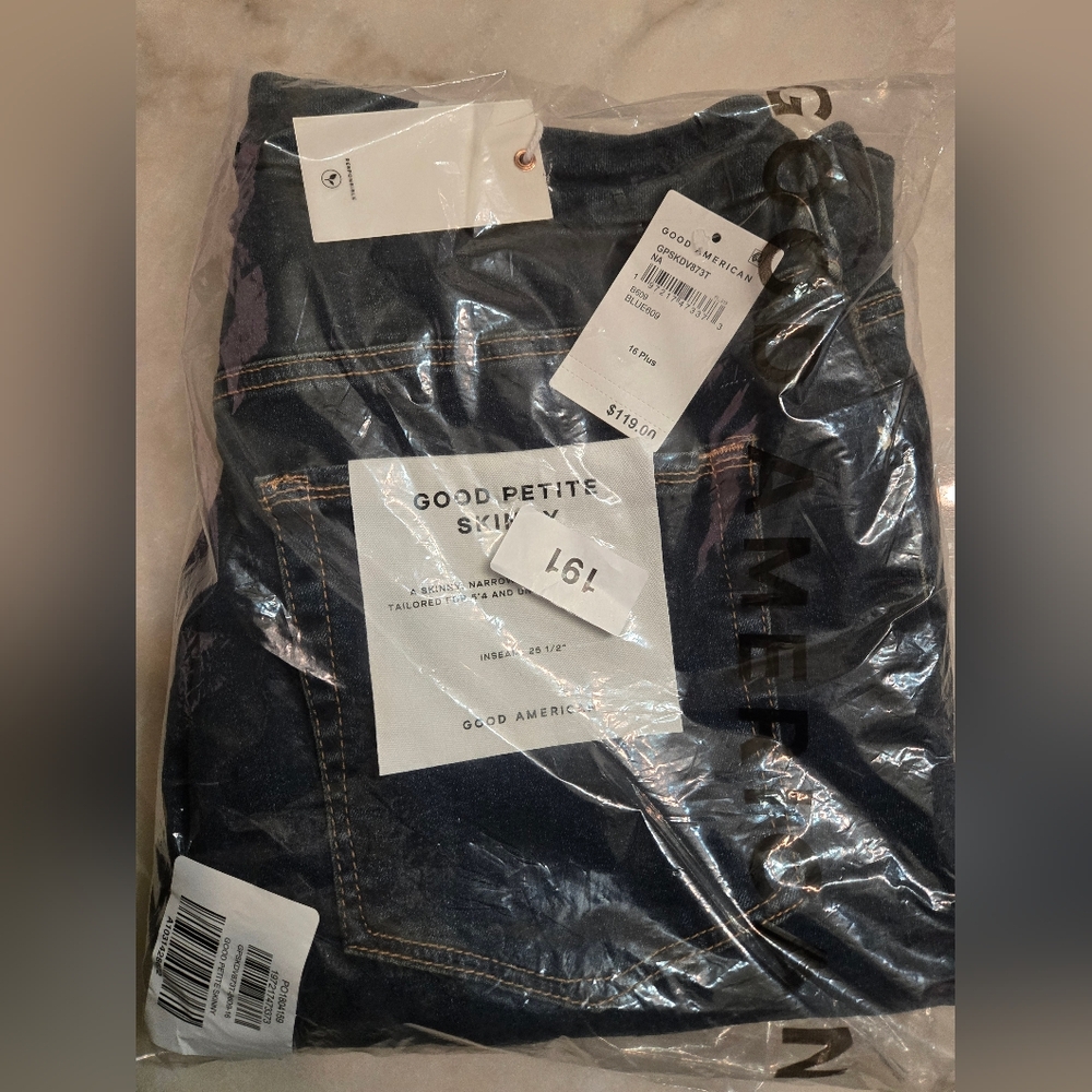 NWT Good American Good Petite Skinny Jeans - Picture 4 of 7